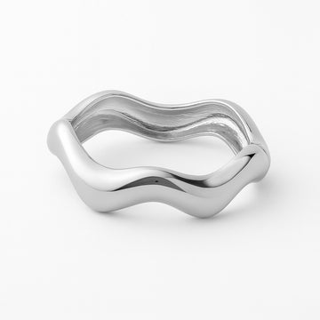 Pulseira bracelete ondulado com banho de ródio branco