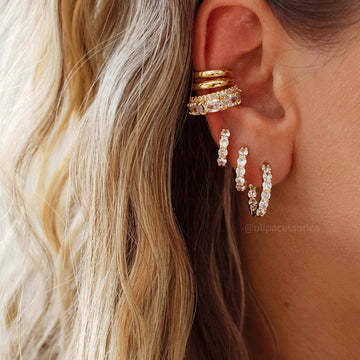 Brinco argola zircônia maior cristal G dourada