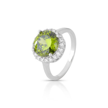 Anel zircônia oval peridoto entorno cravejado com banho de ródio branco
