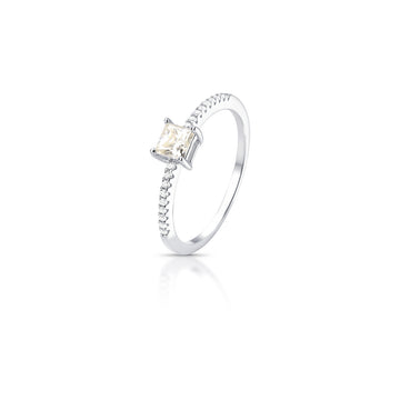 Anel MOISSANITE quadrado em prata 925