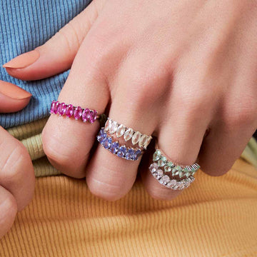 Anel meia aliança gotas turmalina rosa em prata 925 com banho de ródio branco