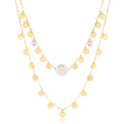 Colar duplo medalhas pérola e gota rosa com banho de ouro 18k
