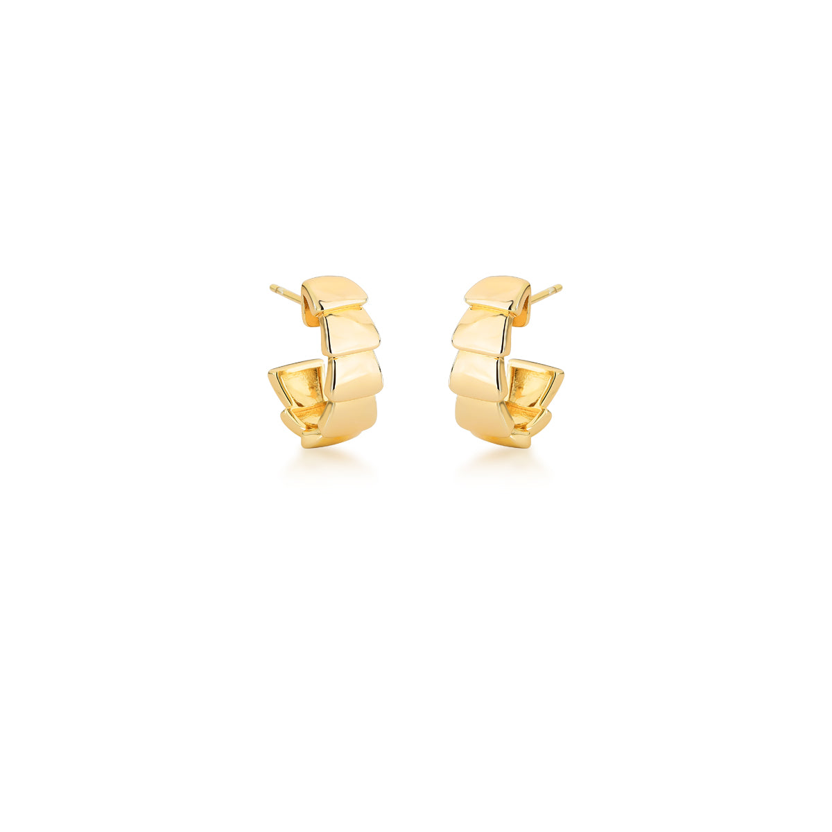 Brinco argola escamas lisas com banho de ouro 18k