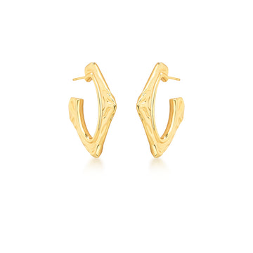 Brinco argola com detalhes organicos estilo octogono com banho de ouro 18k