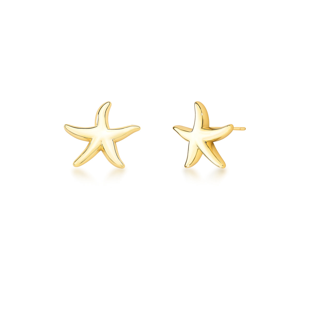 Brinco estrela lisa com banho de ouro 18k