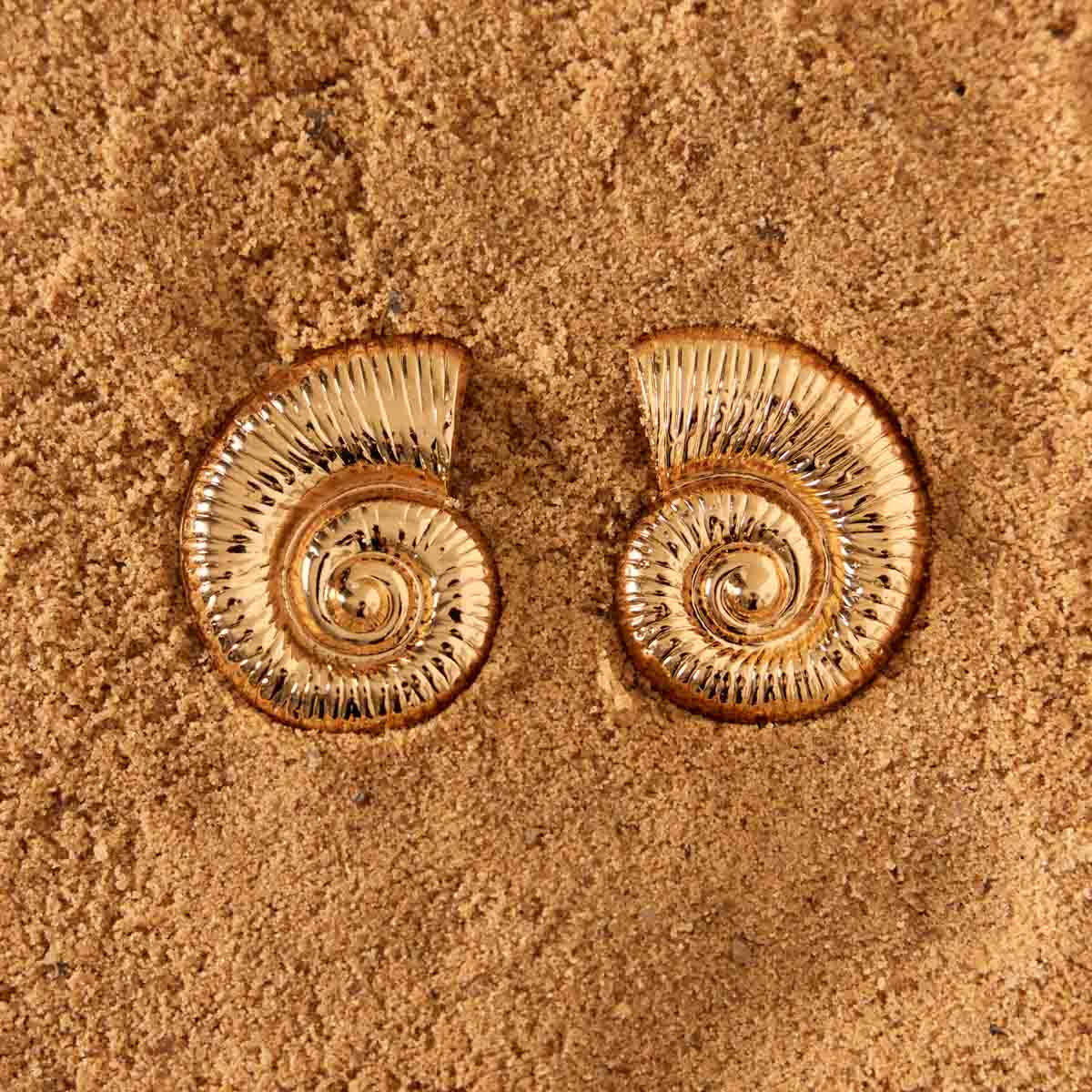 Brinco Maxi Caracol com banho de ouro 18k