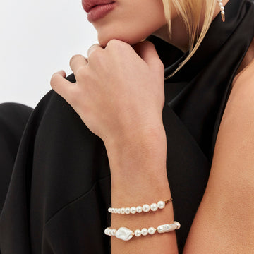 Pulseira pérolas barrocas com fecho imã