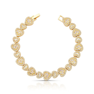 Pulseira corações cravejados com banho de ouro 18k