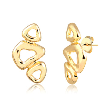 Brinco ear cuff triângulos orgânicos vazados com banho de ouro 18k