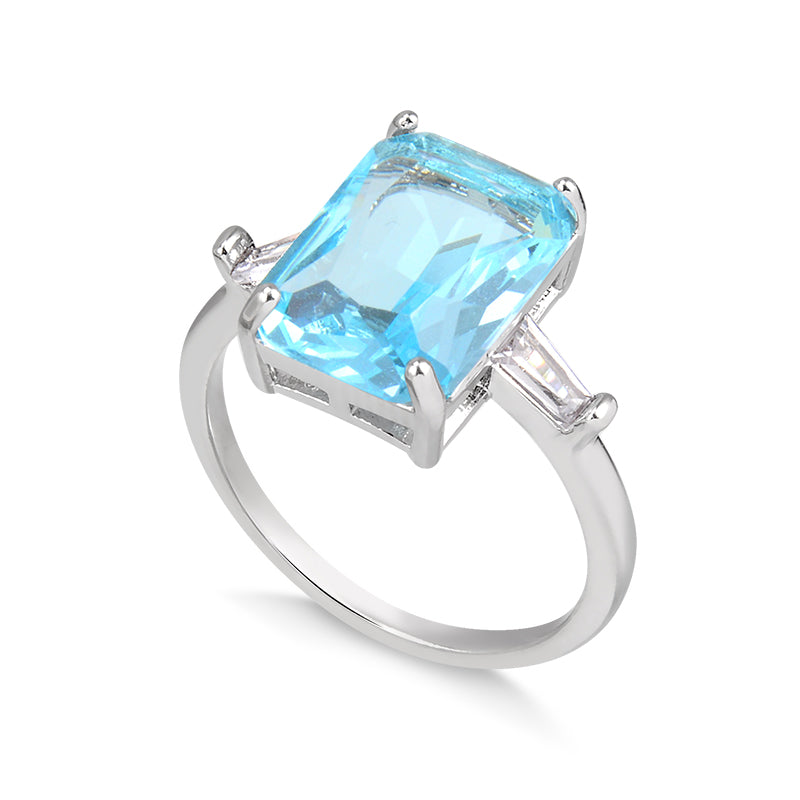 Anel maxi retângulo zircônia na cor topázio com banho de ródio branco