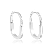 Brinco argola lock lisa e cravejada com banho de ródio branco