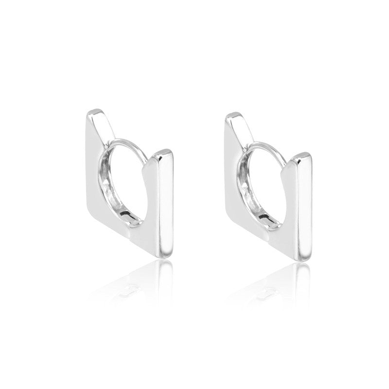 Brinco argola quadrada P lisa com banho de ródio branco