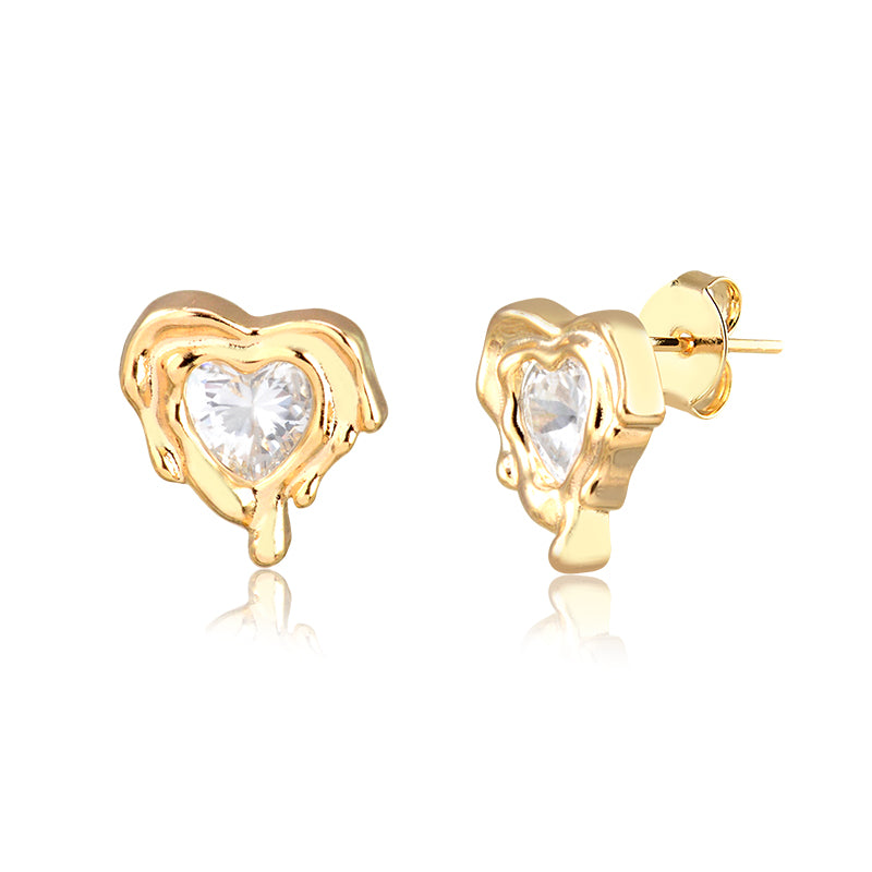Brinco coração cristal moldura com banho de ouro 18k