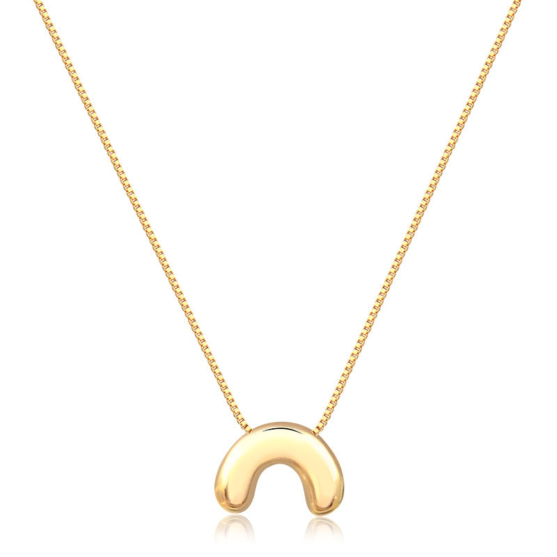 Colar em forma de C liso com banho de ouro 18k