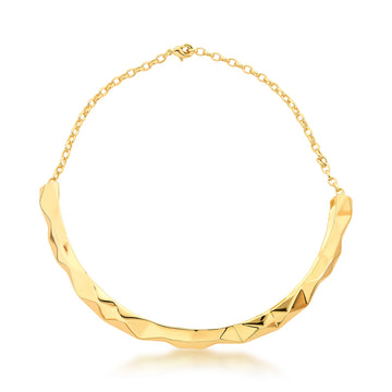 Colar meio aro liso facetado com banho de ouro 18k