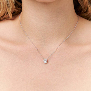 Colar prata 925 oval cristal entorno cravejado