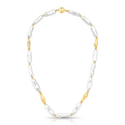 Colar pérolas orgânicas e fecho imã com banho de ouro 18k