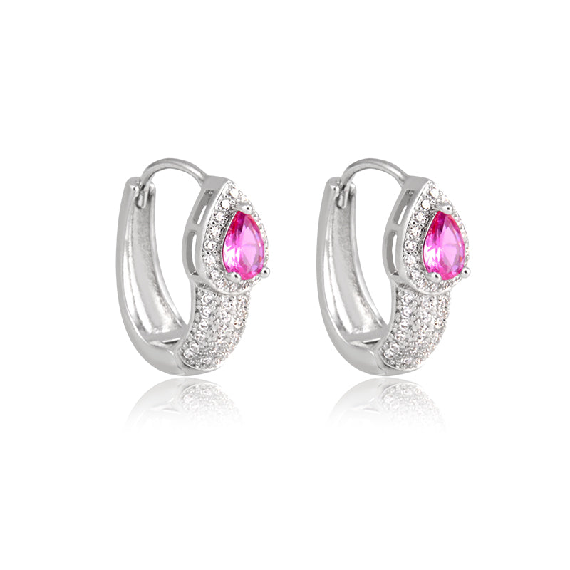 Brinco argola oval cravejada com gota rosa com banho de ródio branco