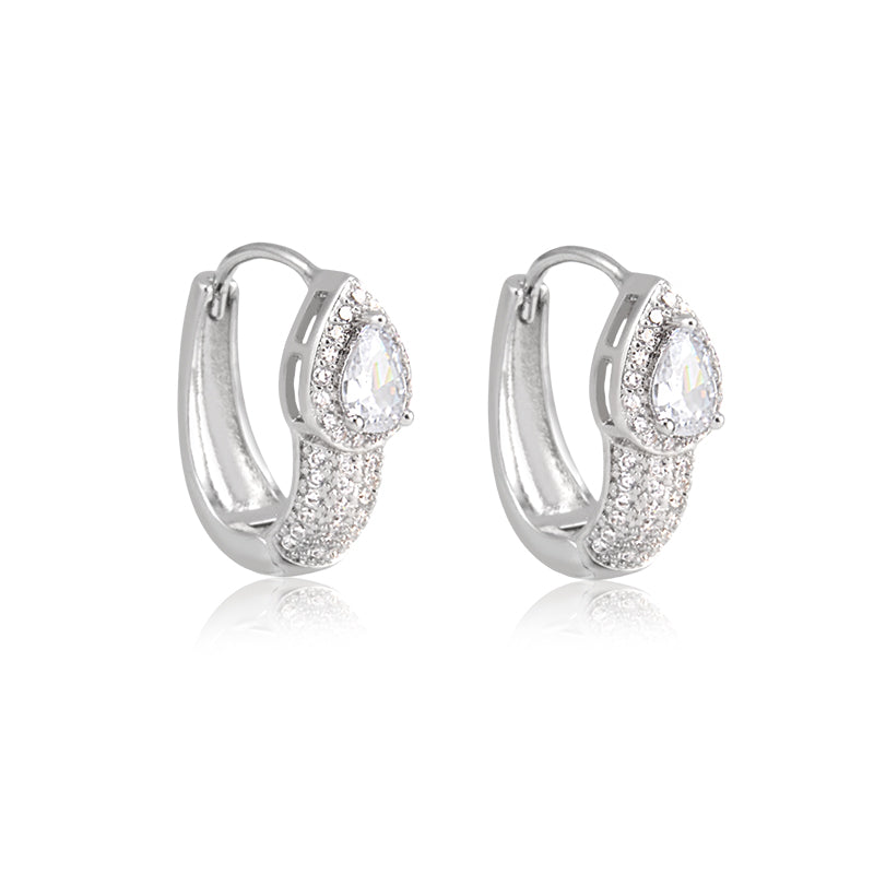 Brinco argola oval cravejado com gota cristal com banho de ródio branco