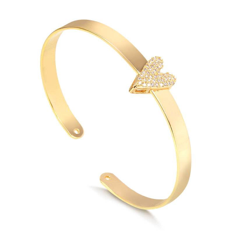 Pulseira bracelete liso com coração cravejado com banho de ouro 18k