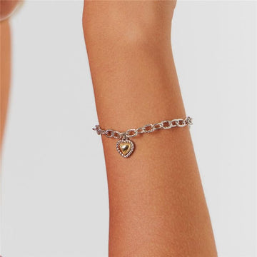 Pulseira elos lisos e trabalhados com coração e mistura de banho em ouro 18k com ródio branco