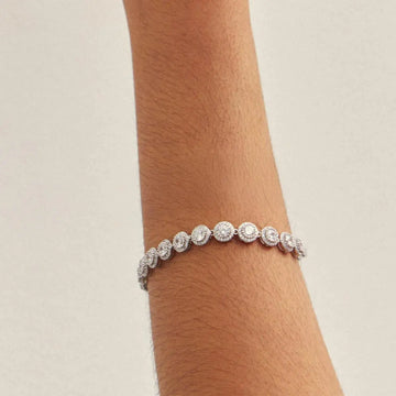 Pulseira riviera ovais entorno cravejado com banho de ródio branco