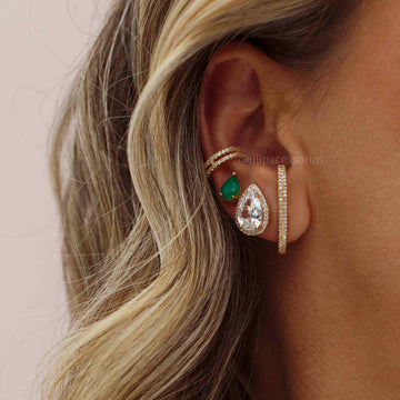 Brinco ear hook linha dupla cravejada dourado