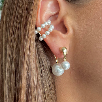 Brinco ear jacket pérolas com banho de ouro 18k