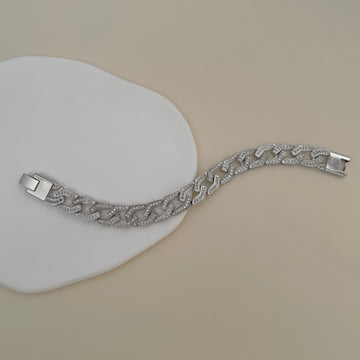 Pulseira elos cravejados com zircônia cristal e banho de ródio branco