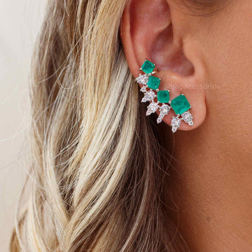 Brinco ear cuff quadrados esmeralda e pontos de luz cristal em ródio branco