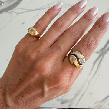 Anel dedinho com oval citrino com banho de ouro 18k