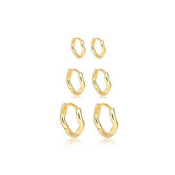 Trio de brincos argolinhas slim onduladas lisas com banho de ouro 18k