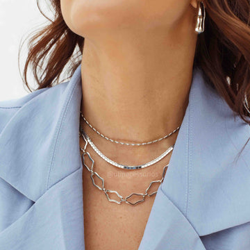 Colar choker gominhos com banho de ródio branco