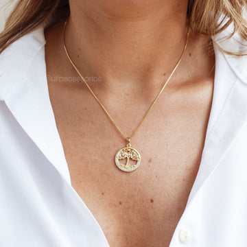 Colar arvore da vida cravejada com banho de ouro 18k