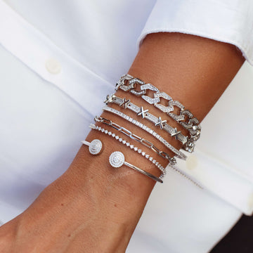 Pulseira riviera em prata 925 com zircônia cristal slim estilo seta luxo