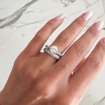 Anel prata 925 meia aliança clássica