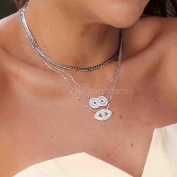 Colar infinito baguetado cristal cravejado com banho de ródio branco