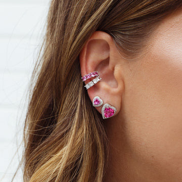 Brinco coração zircônia turmalina rosa entorno cravejado e banho de ródio branco