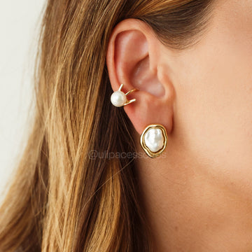 Piercing envolvente com perola e banho de ouro 18k
