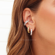 Brinco argola zircônia maior citrino com banho de ródio branco