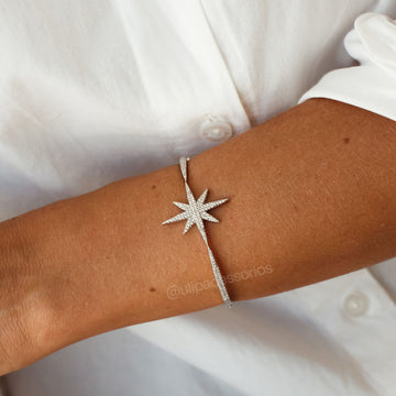 Pulseira bracelete estrela cravejada com banho de ródio branco