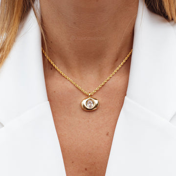 Pingente oval maior cristal com banho de ouro 18k, passante possui 3mm (não acompanha colar)