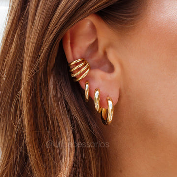 Brinco trio de argolas lisas com banho de ouro 18k