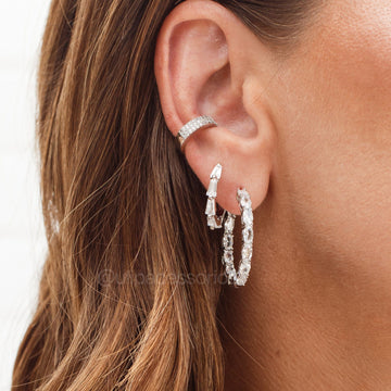 Brinco argola click cristal com banho de ródio branco