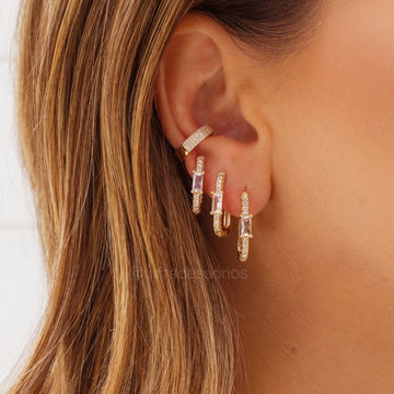 Trio de brincos retangulares cravejado detalhe cristal com banho de ouro 18k