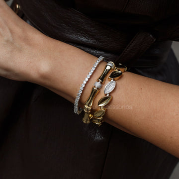 Pulseira gotas lisas e gota cravejada