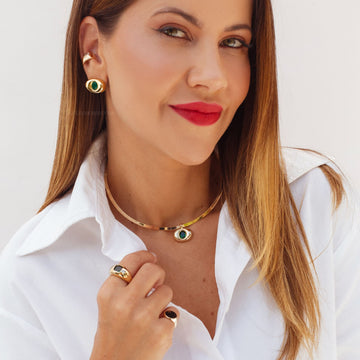 Pingente oval maior esmeralda com banho de ouro 18k, passante possui 3mm (não acompanha colar)