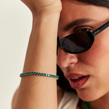 Pulseira riviera 3 garras com zircônia esmeralda com banho de ródio branco