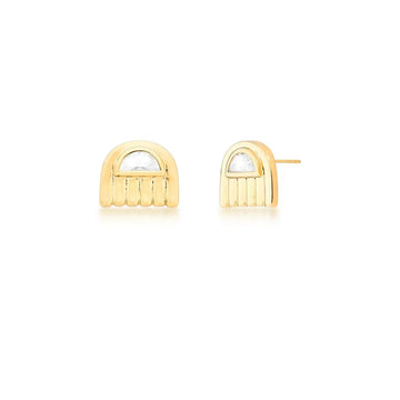 Brinco com detalhe cristal e banho de ouro 18k