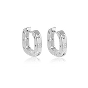 Brinco argola quadrada com detalhes P ródio branco